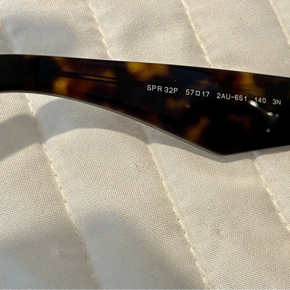 PRADA HERITAGE SUNGLASSES. WORN ONCE!!MOST WANTED STYLE❤️ - Picture 9 of 11